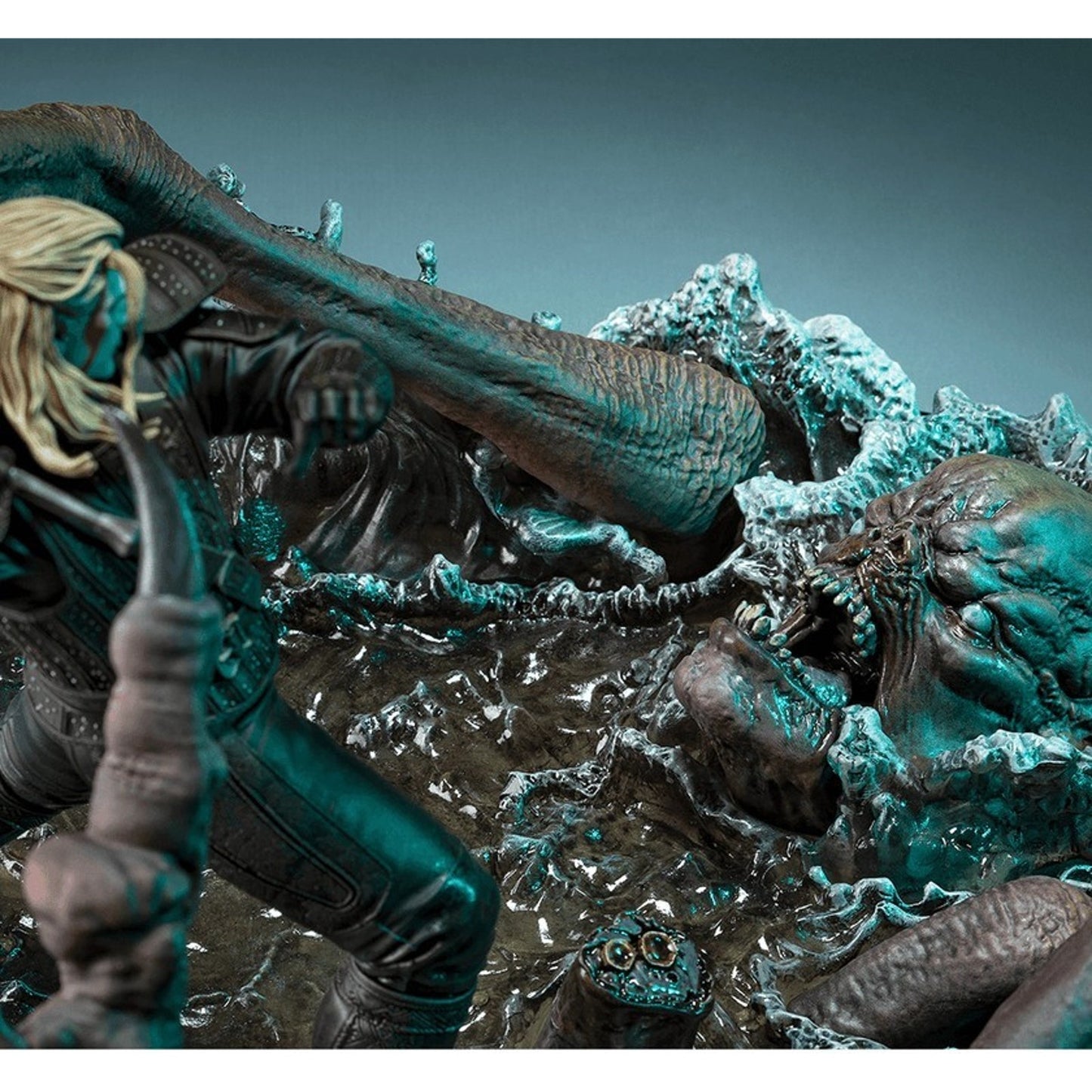 The Witcher Geralt Vs Kikamora Statue Netflix