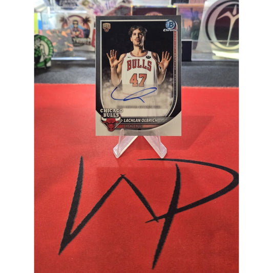 Lachlan Olbrich Rookie Autograph Bowman 2025-26 Chrome Chicago Bulls
