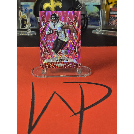 Bijan Robinson /75 Pink Seismic 2025 Panini Phoenix 112