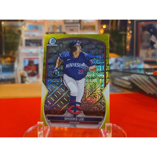 Brooks Lee /75 #BCP 31 Yellow Mojo Refractor (RC) 2023 Bowman Chrome Prospects