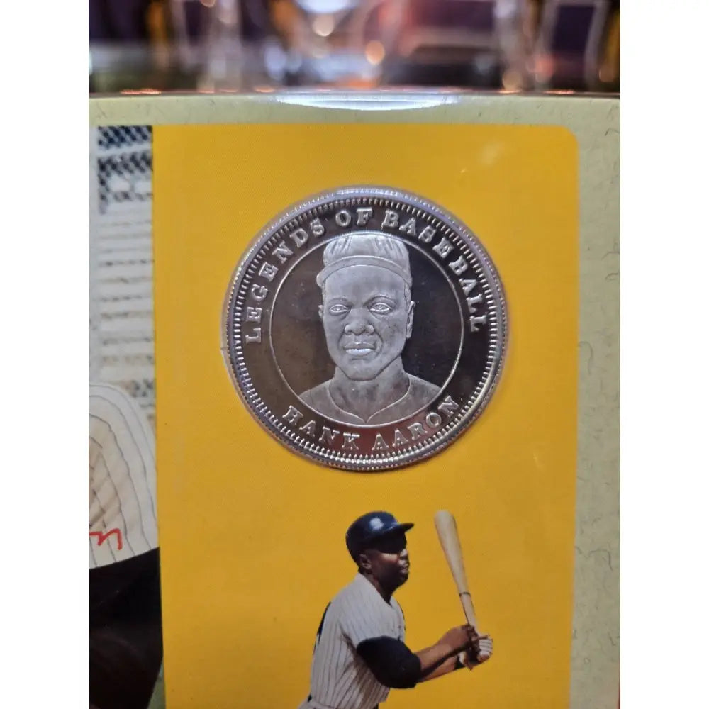 Hank Aaron 1990 LOB 755 Home Run Club Card.999 Silver (Aprox $25) Coin