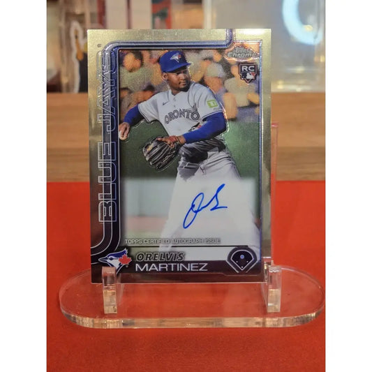 2025 Topps Chrome Orelvis Martinez Rookie Chrome Auto #RA OM RC on card Baseball Card