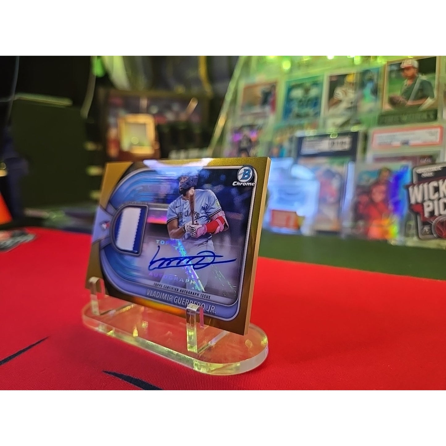 Vladimir Guerrero Jr /50 Patch Auto 2025 Bowman Chrome