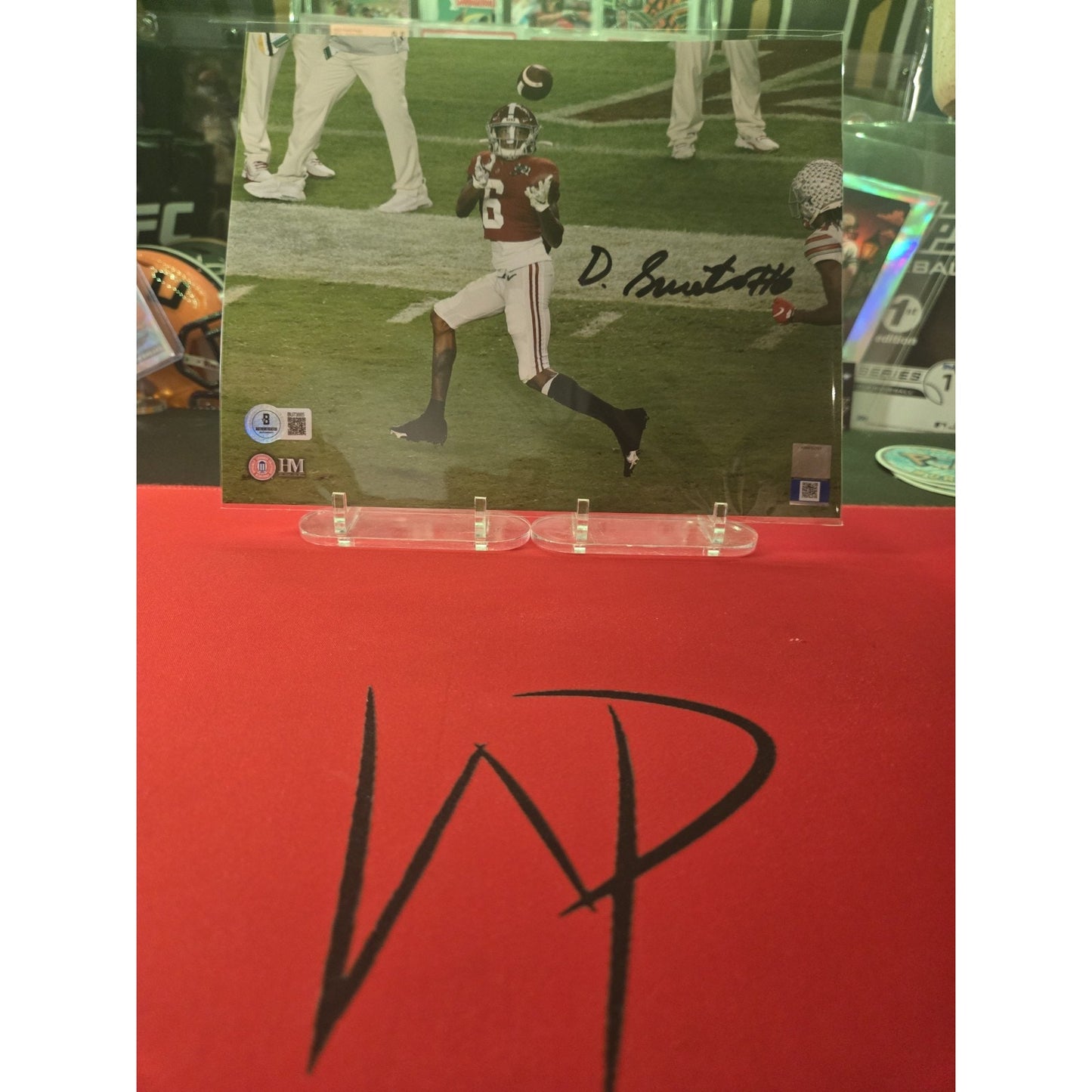 Devonta Smith Signed Alabama Crimson Tide 8x10 Photo (Beckett Certified)