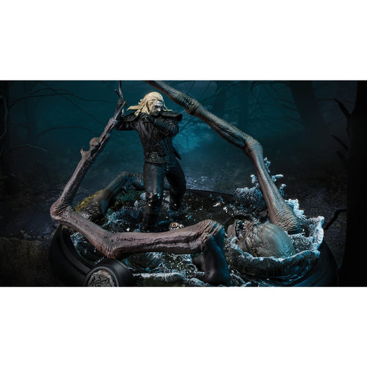 The Witcher Geralt Vs Kikamora Statue Netflix