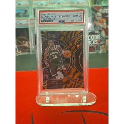 Giannis Antetokounmpo 2023 Select Premier Tiger Prizm PSA 10 Pop 8 Fresh Slab
