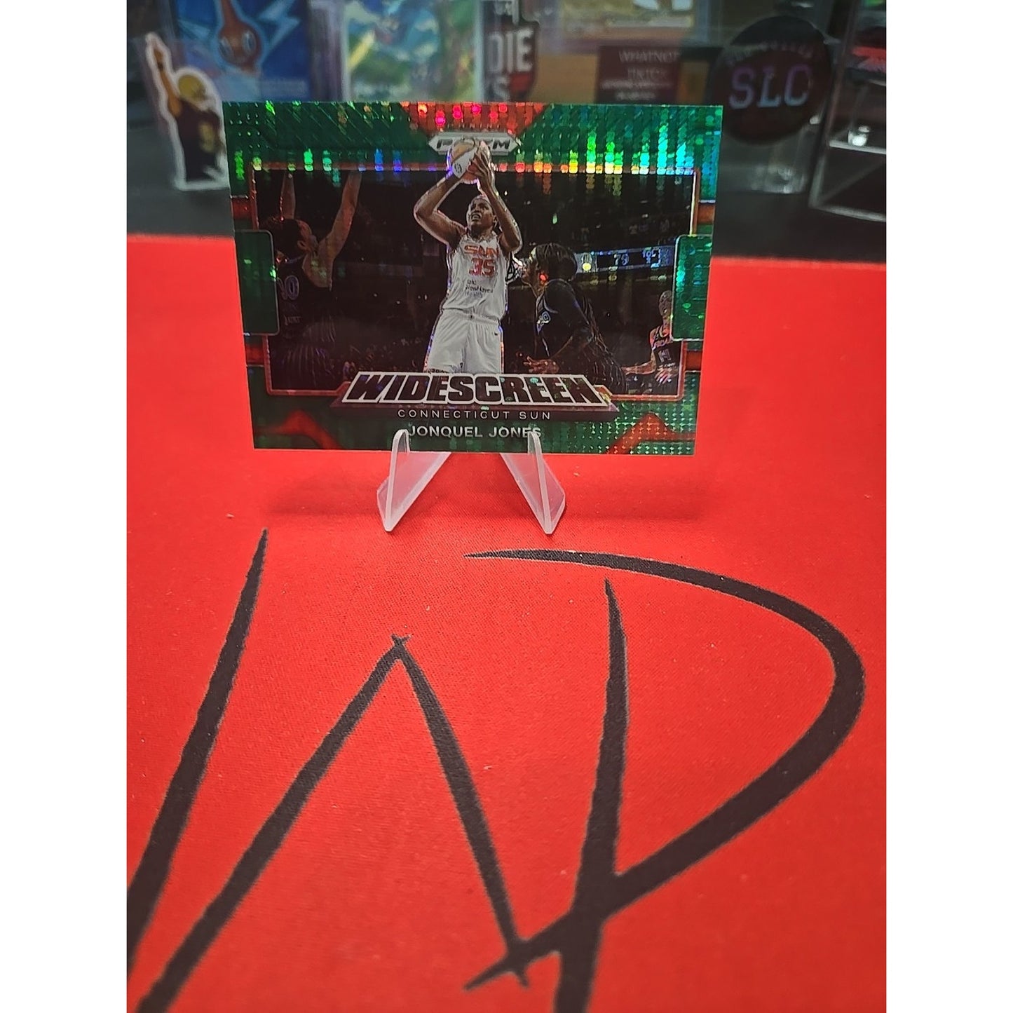 Jonquel Jones /25 Green Prizm 2022 Panini Prizm WNBA - Widescreen #2