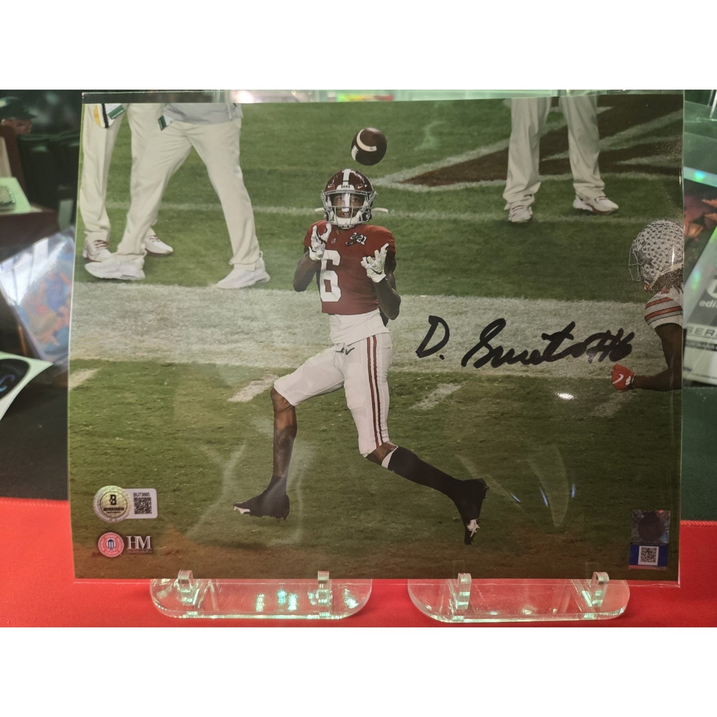 Devonta Smith Signed Alabama Crimson Tide 8x10 Photo (Beckett Certified)