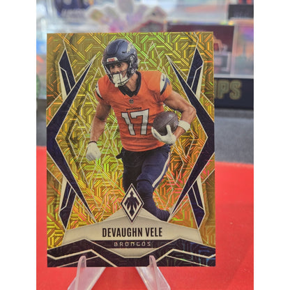 Devaughn Vele Gold /10 Mojo 2025 Phoenix Parallel Denver Broncos #14