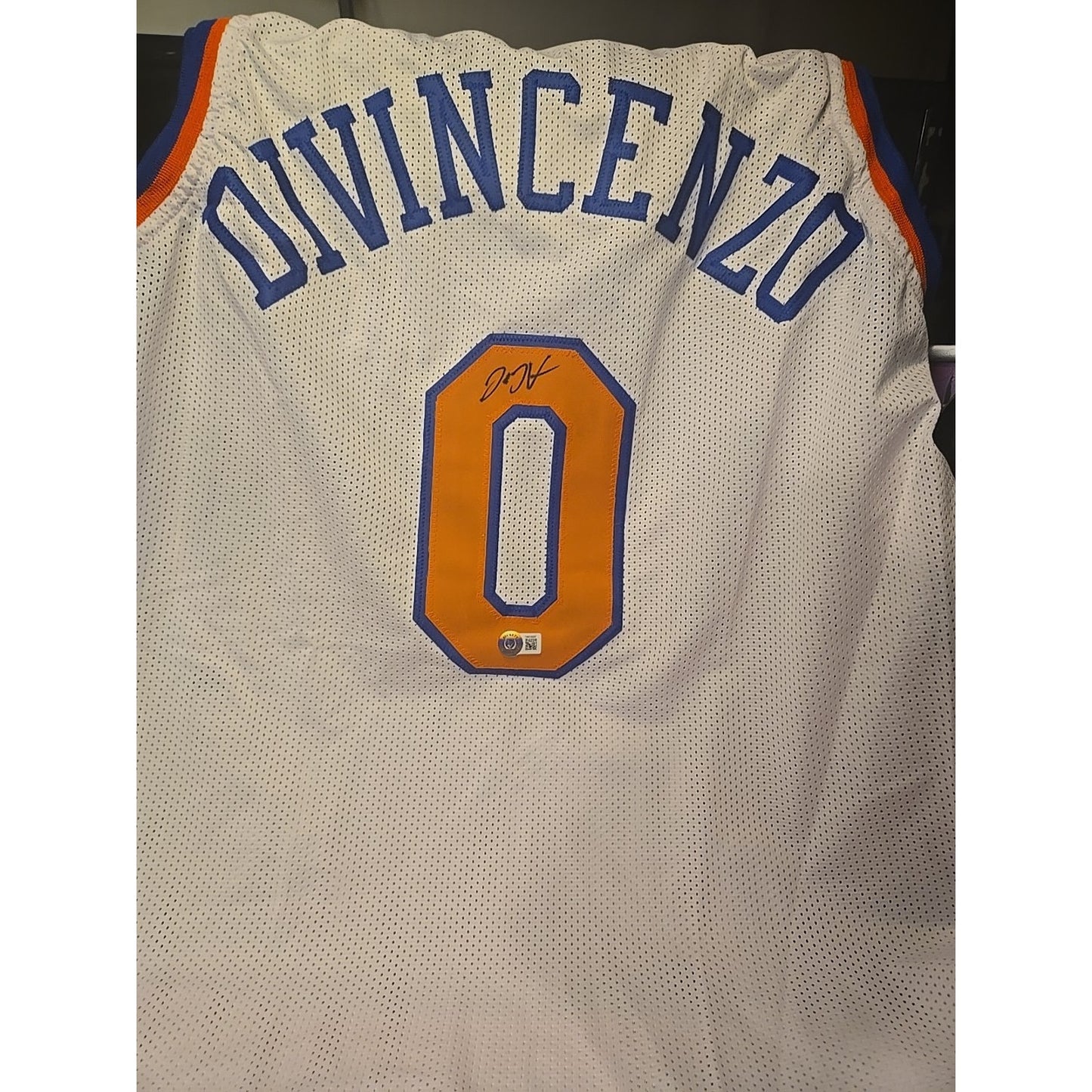 Donte DiVincenzo Signed New York Knicks Custom Jersey Beckett Witness BAS COA
