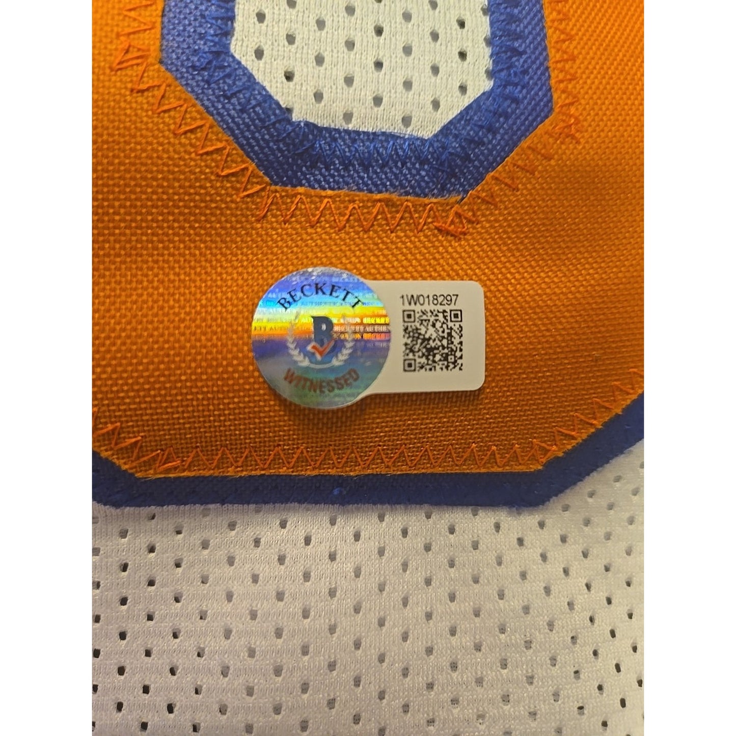 Donte DiVincenzo Signed New York Knicks Custom Jersey Beckett Witness BAS COA