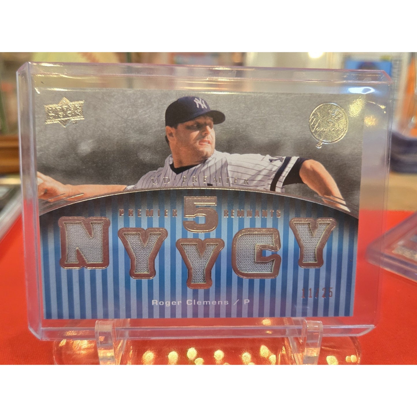 Roger Clemens 2008 Upper Deck Premiere Remnants 5 Jersey /25