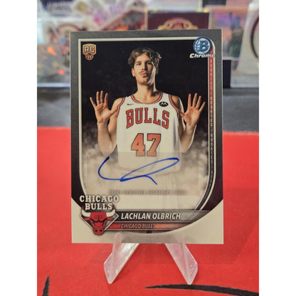 Lachlan Olbrich Rookie Autograph Bowman 2025-26 Chrome Chicago Bulls