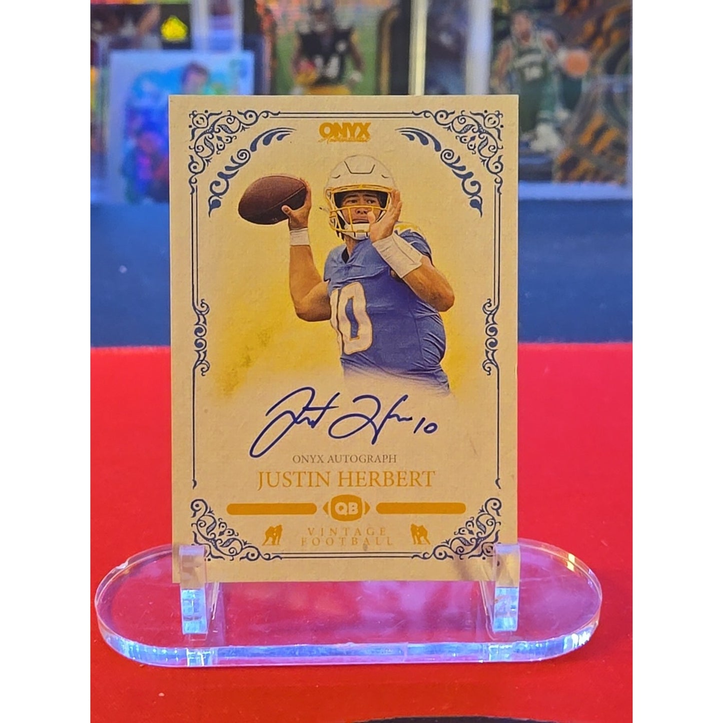 Justin Herbert 2022 Onyx Vintage #VAJH Auto. Blue Ink NFL LA Chargers