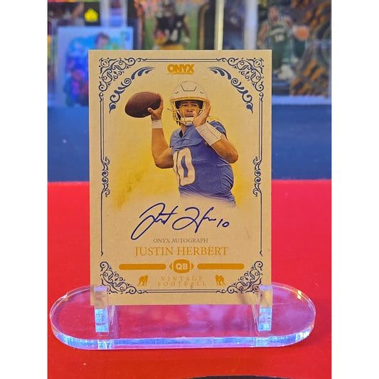 Justin Herbert 2022 Onyx Vintage #VAJH Auto. Blue Ink NFL LA Chargers