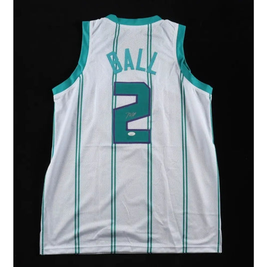 Lamelo Ball Signed Auto Autographed Jersey With JSA certification.